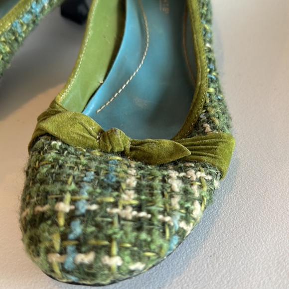 Kitten Heel Tweed - Picture 3 of 3